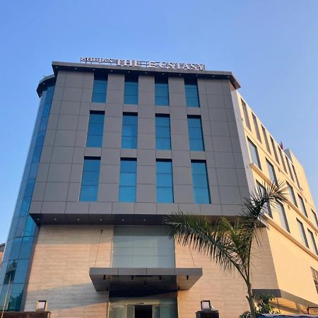 Hotel The Ecstasy Chinhat Exterior photo